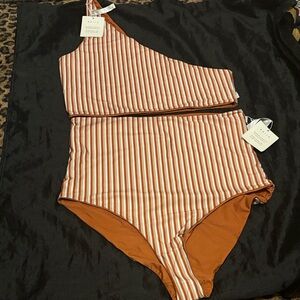 Chic One-Shoulder Striped Bikini